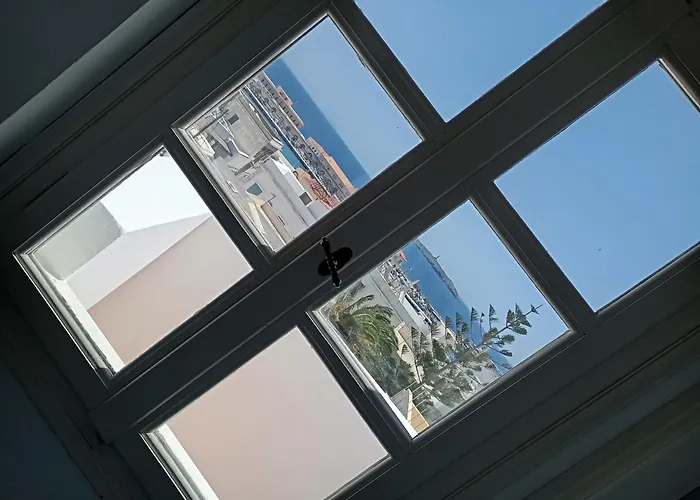 Asia Apartman Ermúpoli